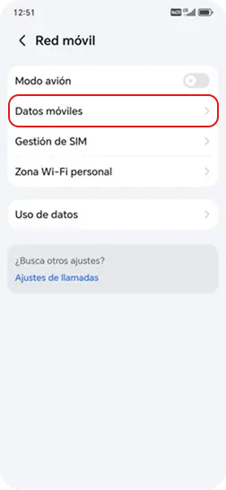 3. Dentro de Red móvil, seleccionar 'Datos móviles'.