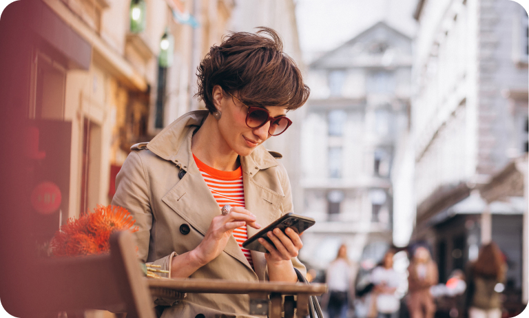 Hombre con teléfono